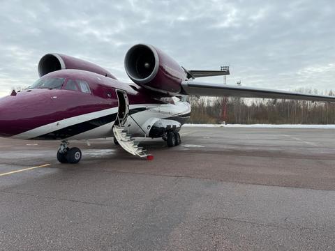 Открыть на весь экран Ан-74Д 0